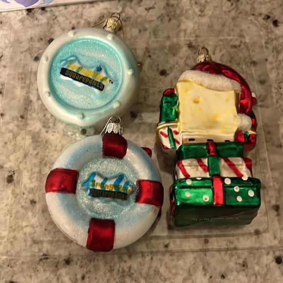 SpongeBob Winter Wonderland Ornament Set by Kurt Adler - Picture 3 of 6